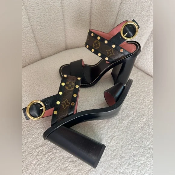 Louis Vuitton LV Sandals , Monogram , high heels like new - Picture 9 of 11